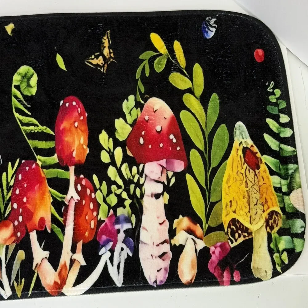 Mushroom Bath Rug Soft Plush Non Slip Vibrant Nature Decor 30x16 Lightly Used